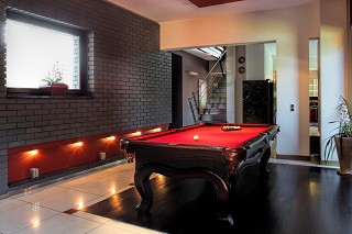 professional pool table refelting in Burlington content img2